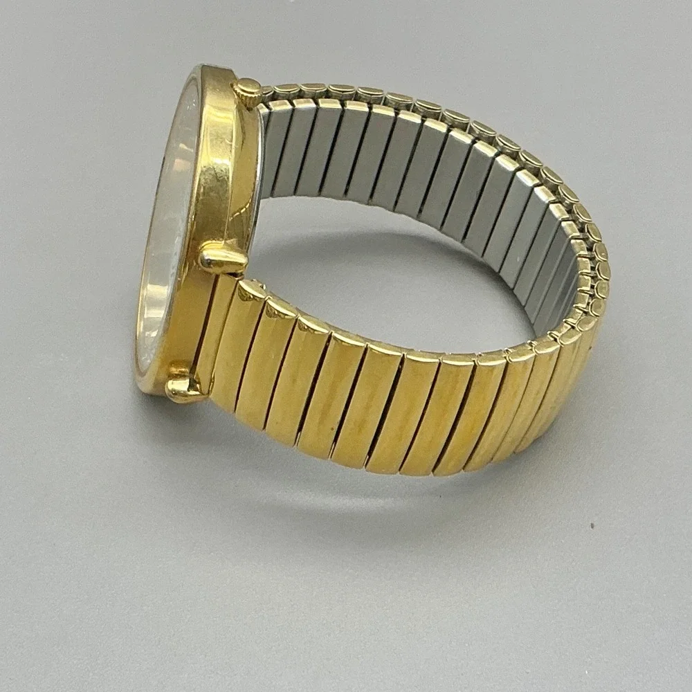 Avon Watch Women's Gold Tone Rhinestone Oval Expansion Band 36mm NEW BATTERY